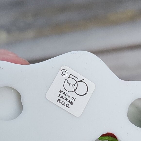 Department‎ 56 New England Village Series Boy Pulling Tree Sled No Box - Picture 6 of 7